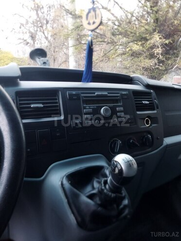 Ford Transit 2008, 244,000 km - 2.4 л - Qax
