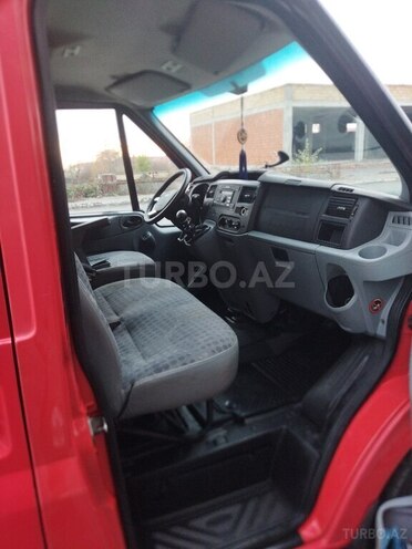 Ford Transit 2008, 244,000 km - 2.4 л - Qax