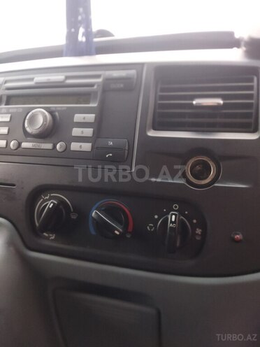 Ford Transit 2008, 244,000 km - 2.4 л - Qax