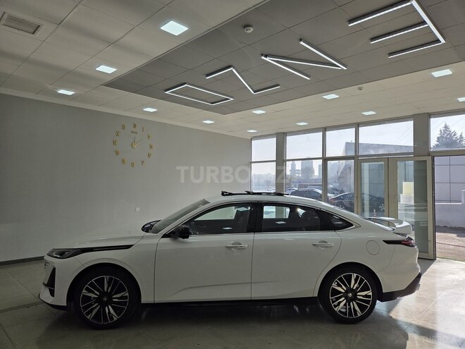 Changan Lamore-4