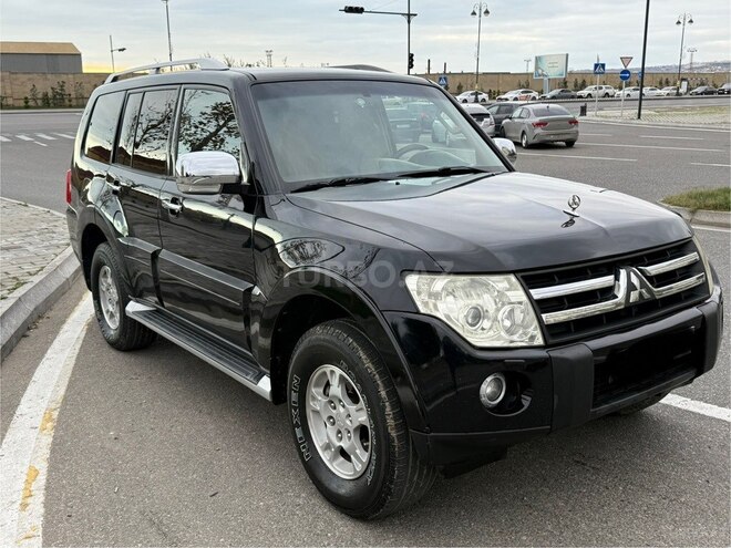Mitsubishi Pajero 2007, 235,000 km - 3.0 l - Bakı