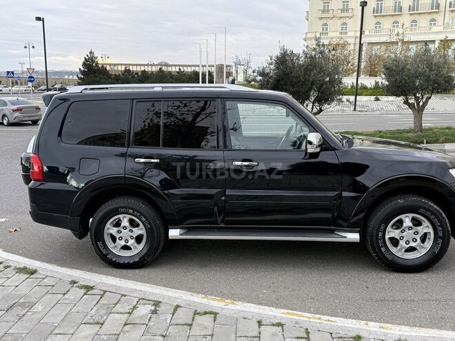 Mitsubishi Pajero 2007, 235,000 km - 3.0 l - Bakı