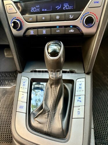 Hyundai Elantra 2016, 186,000 km - 1.6 l - Bakı