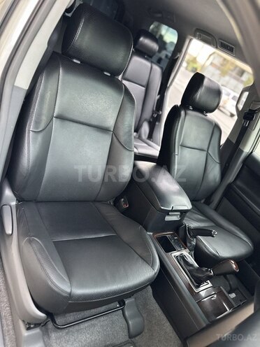 Toyota Land Cruiser Prado 2011, 190,899 km - 2.7 l - Bakı