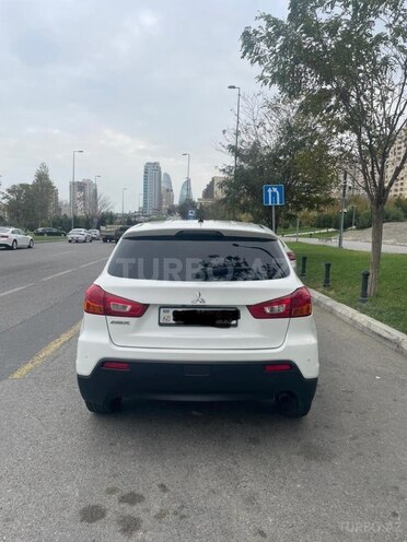 Mitsubishi ASX-2