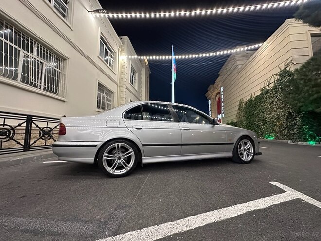 BMW 528 1998, 280,000 km - 2.8 l - Bakı