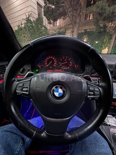 BMW 528 1998, 280,000 km - 2.8 l - Bakı