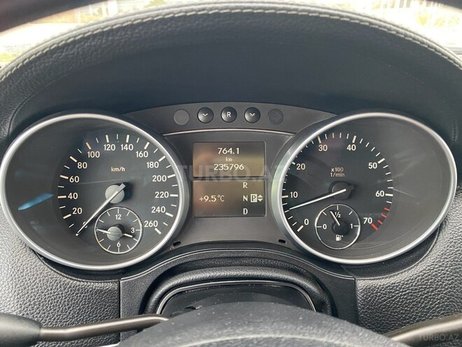Mercedes  2008, 235,532 km - 5.5 l - Bakı