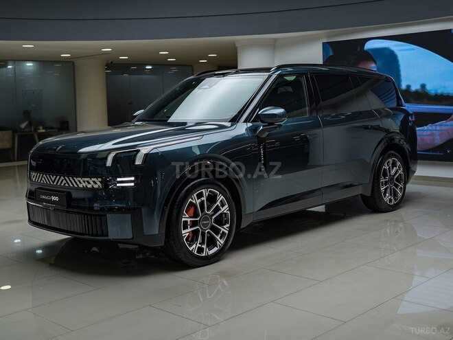 Lynk & Co 900-1