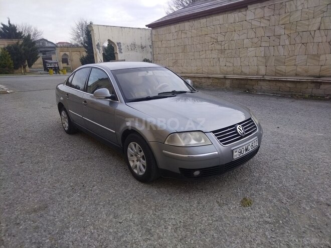 Volkswagen Passat 2004, 400,000 km - 1.8 l - Şamaxı