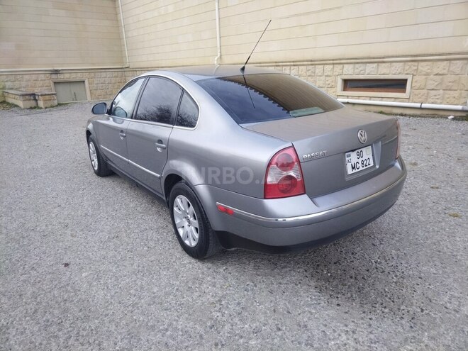 Volkswagen Passat 2004, 400,000 km - 1.8 l - Şamaxı