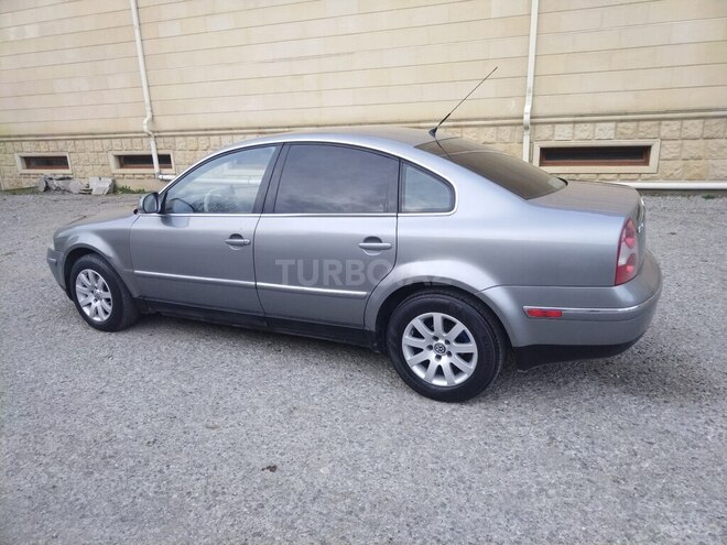 Volkswagen Passat 2004, 400,000 km - 1.8 l - Şamaxı