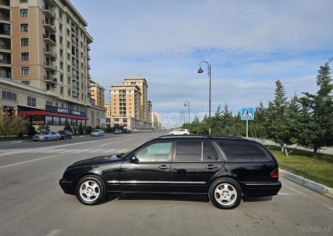 Mercedes E 270 2001, 590,000 km - 2.7 л - Sumqayıt