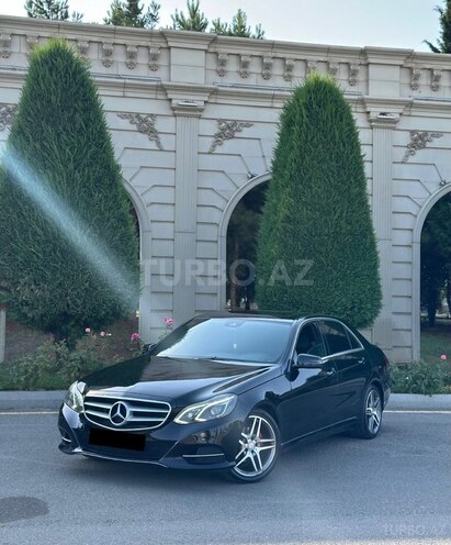 Mercedes E 200-1