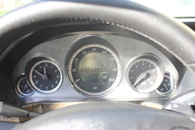 Mercedes E 350 2009, 279,000 km - 3.5 l - Bakı