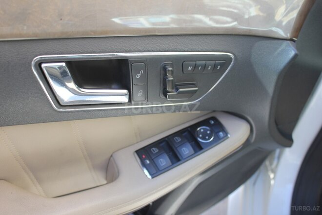Mercedes E 350 2009, 279,000 km - 3.5 l - Bakı