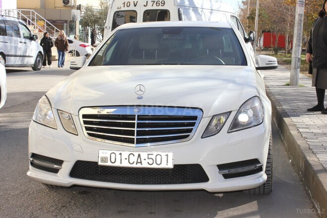 Mercedes E 350 2009, 279,000 km - 3.5 l - Bakı