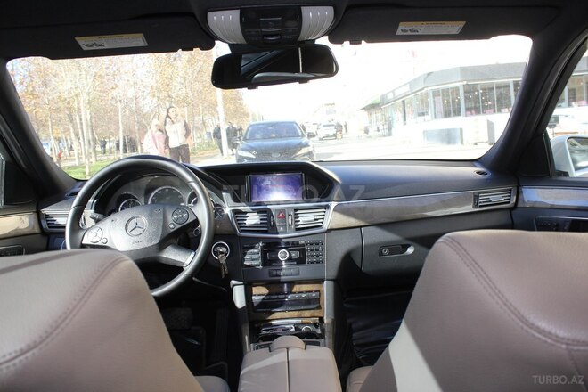 Mercedes E 350 2009, 279,000 km - 3.5 l - Bakı