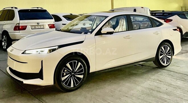 Changan Qiyuan A05 2025, 0 km - 1.5 л - Bakı