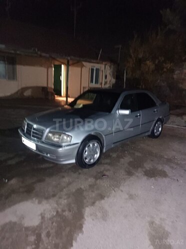 Mercedes C 220 1995, 315,000 km - 2.2 л - Sumqayıt