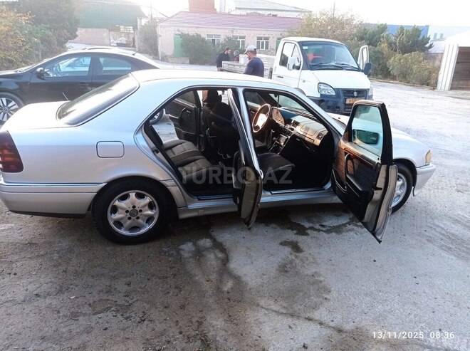 Mercedes C 220 1995, 315,000 km - 2.2 л - Sumqayıt