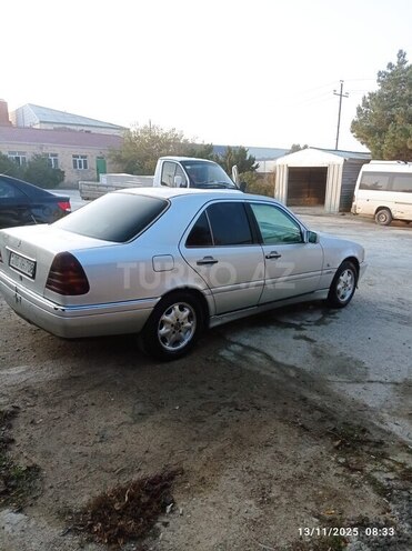 Mercedes C 220 1995, 315,000 km - 2.2 л - Sumqayıt