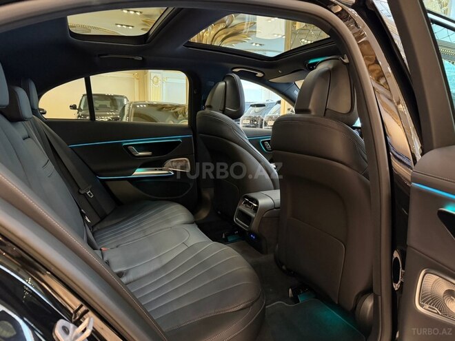 Mercedes E 400 e 4MATIC-15