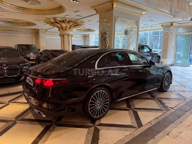 Mercedes E 400 e 4MATIC-6