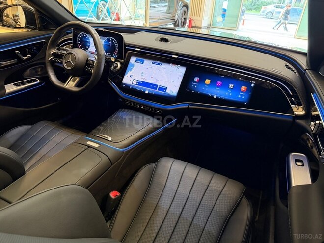 Mercedes E 400 e 4MATIC-13
