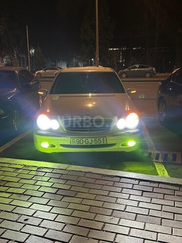 Mercedes C 240 2002, 393,923 km - 2.6 л - Bakı
