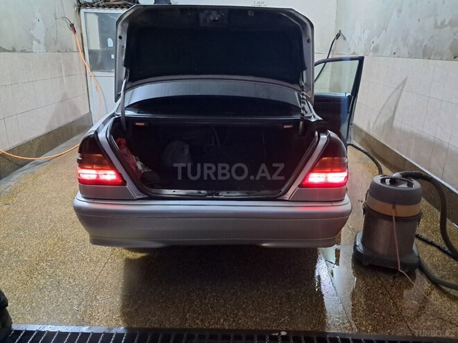 Mercedes C 230 1999, 245,000 km - 2.3 l - Bakı