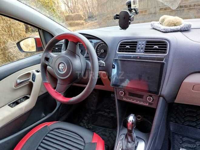 Volkswagen Polo 2012, 111,000 km - 1.4 l - Bakı