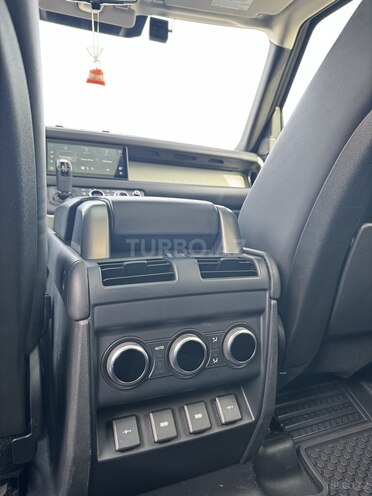 Land Rover Defender 2021, 94,000 km - 3.0 л - Bakı
