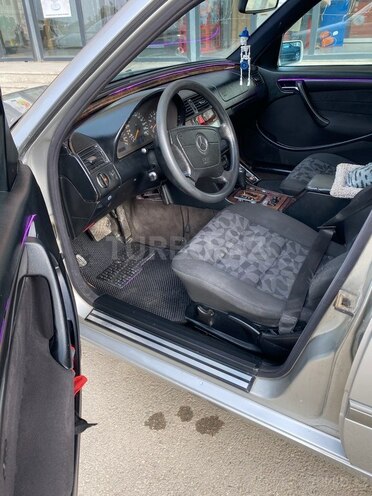 Mercedes C 200 1999, 440,067 km - 2.0 l - Bakı