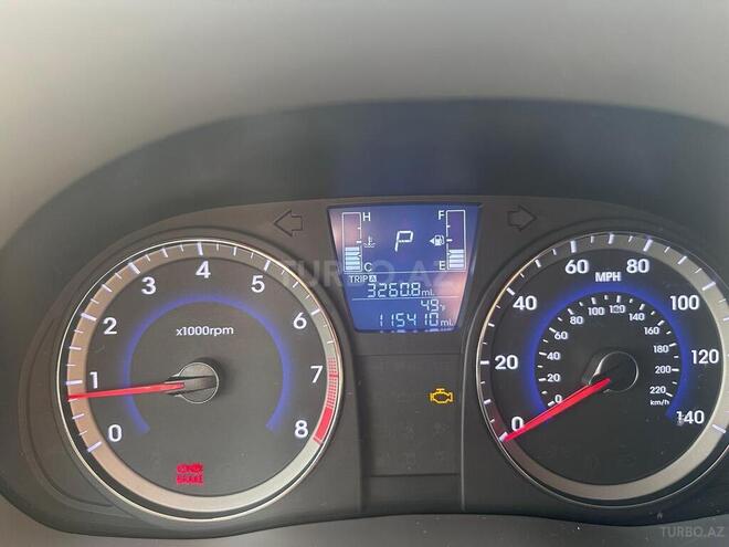 Hyundai Accent 2014, 180,000 km - 1.6 l - Bakı