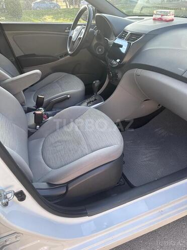 Hyundai Accent 2014, 180,000 km - 1.6 l - Bakı