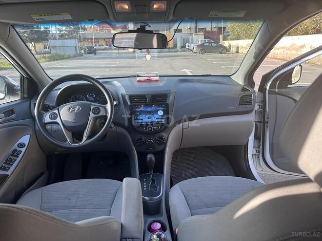 Hyundai Accent 2014, 180,000 km - 1.6 l - Bakı