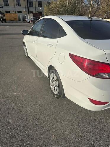Hyundai Accent 2014, 180,000 km - 1.6 l - Bakı