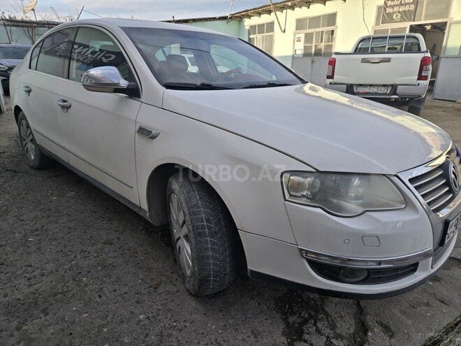 Volkswagen Passat 2009, 211,000 km - 1.8 l - Bakı