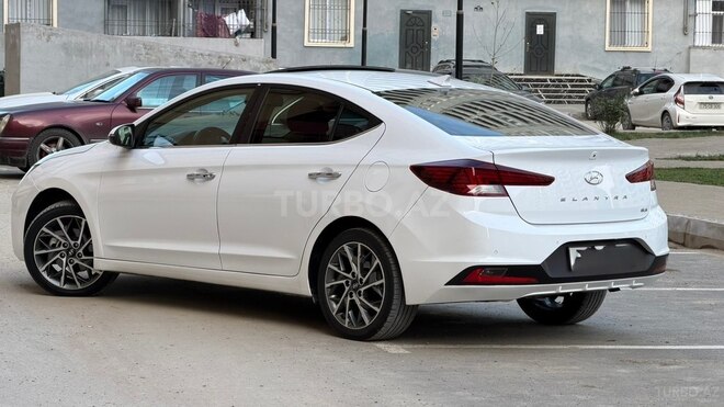 Hyundai Elantra 2020, 200,000 km - 2.0 л - Bakı