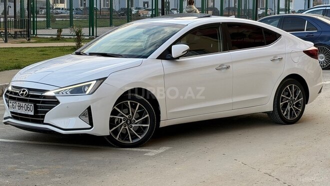 Hyundai Elantra 2020, 200,000 km - 2.0 л - Bakı
