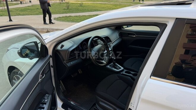 Hyundai Elantra 2020, 200,000 km - 2.0 л - Bakı