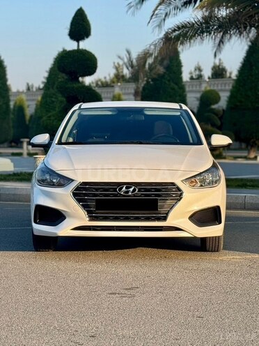 Hyundai Accent 2019, 103,200 km - 1.6 l - Gəncə