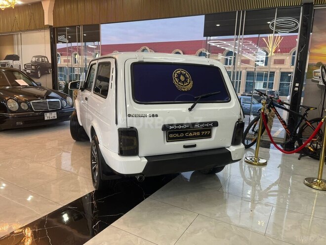 LADA (VAZ) Niva-3