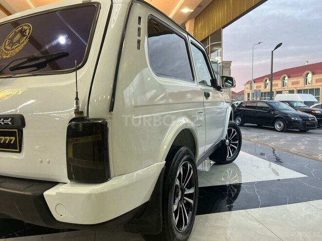 LADA (VAZ) Niva-2