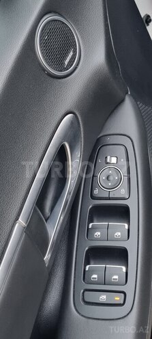 Hyundai Sonata-11