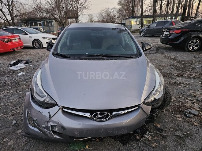 Hyundai Elantra 2015, 134,435 km - 1.8 l - Qəbələ