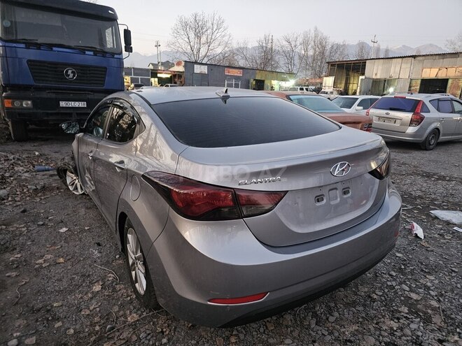 Hyundai Elantra 2015, 134,435 km - 1.8 l - Qəbələ