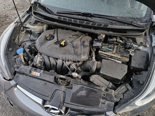 Hyundai Elantra 2015, 134,435 km - 1.8 l - Qəbələ