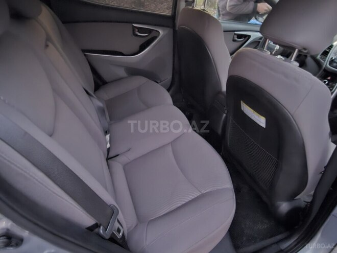Hyundai Elantra 2015, 134,435 km - 1.8 l - Qəbələ
